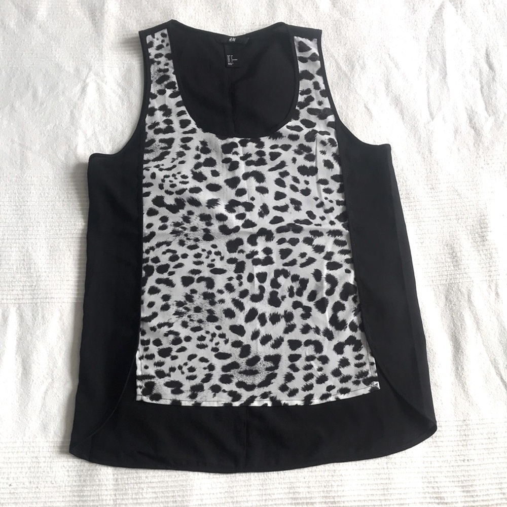 H&M Lightweight Sleeveless Animal Print Blouse Size 4